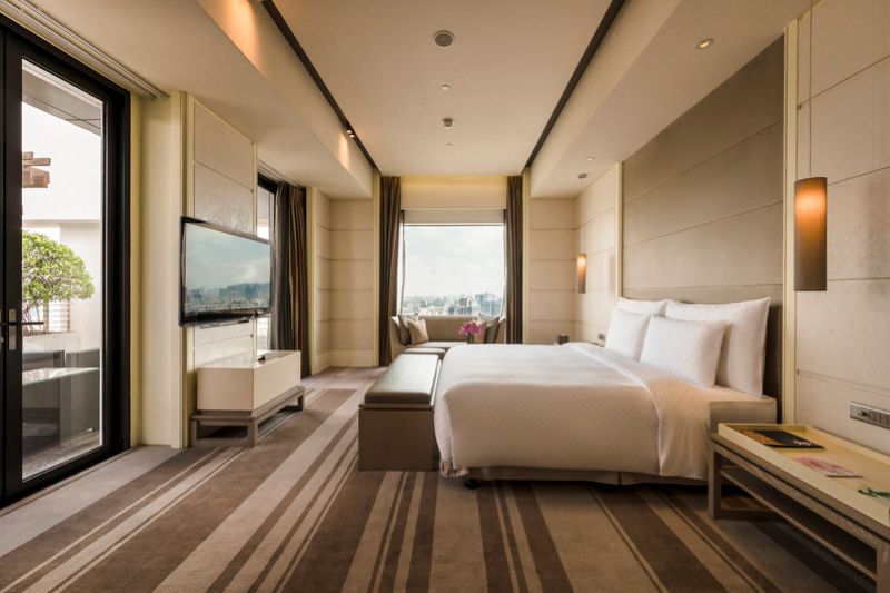 beautiful boutique saigon hotel