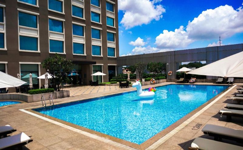 the hotel has a swimming pool the hotel has a swimming pool
