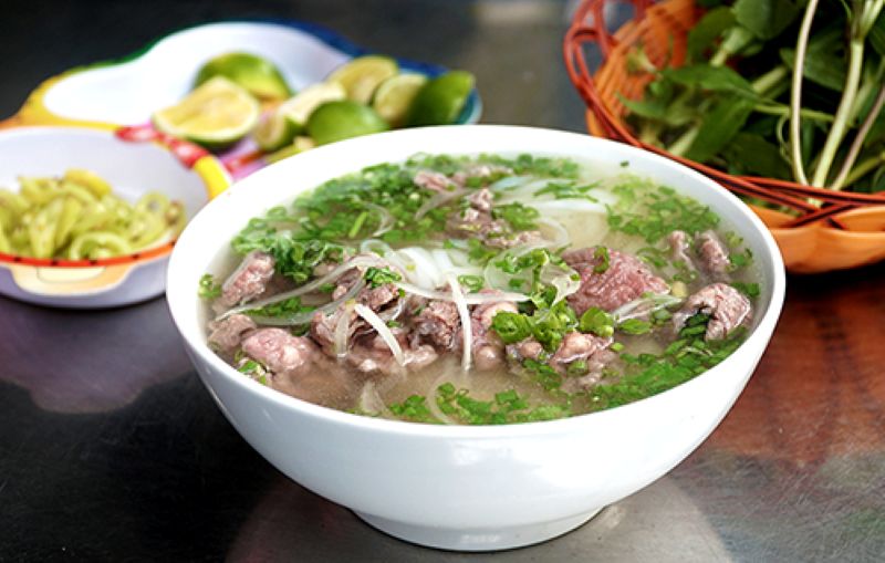 Must-Try Iconic Saigon Dishes
