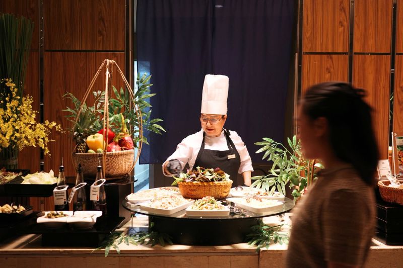 Breakfast Restaurants at Hotel Nikko Saigon