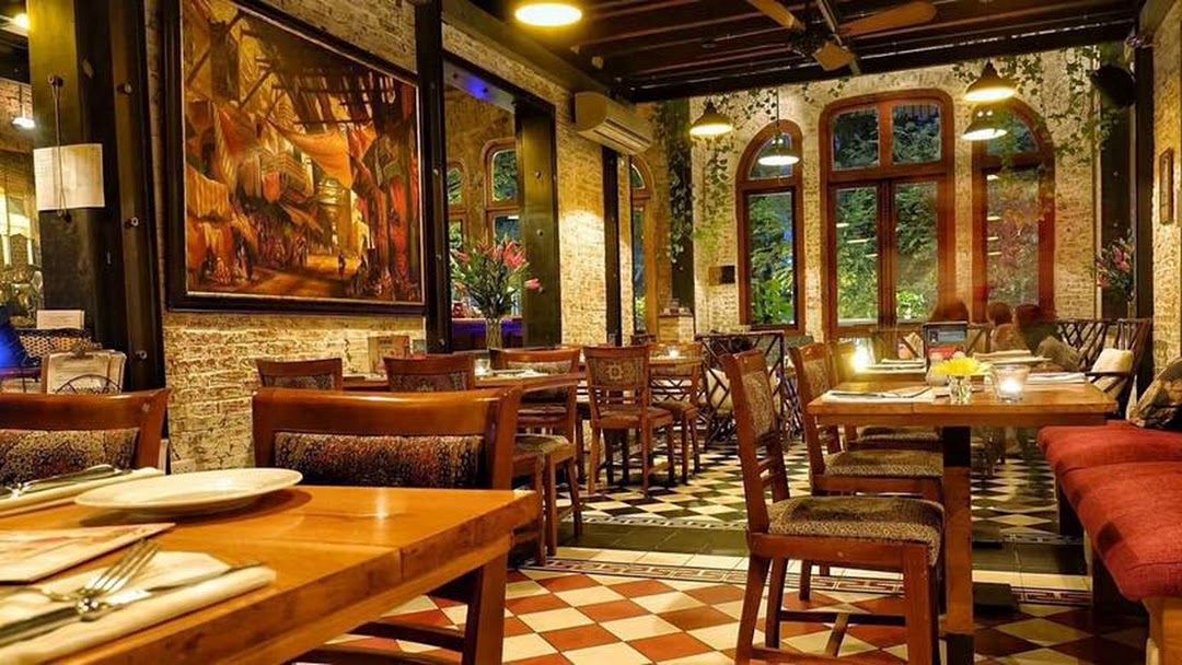 Cafe Breakfast in District 1 hotels with breakfast buffet in Saigon
