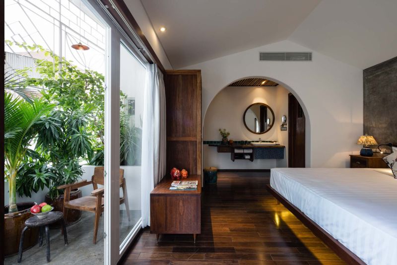 family hotels in Ho Chi Minh City Guest room at The Myst Dong Khoi in central Ho Chi Minh City