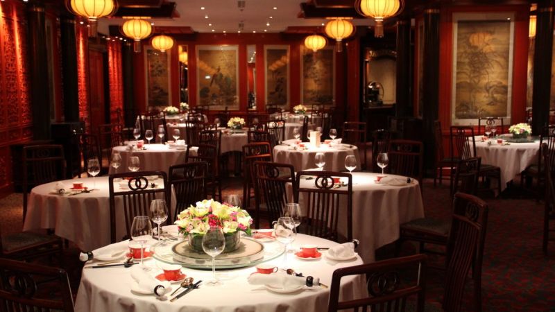 Phòng tiệc tròn cao cấp tại Shang Palace nhà hàng có phòng vip quận 1