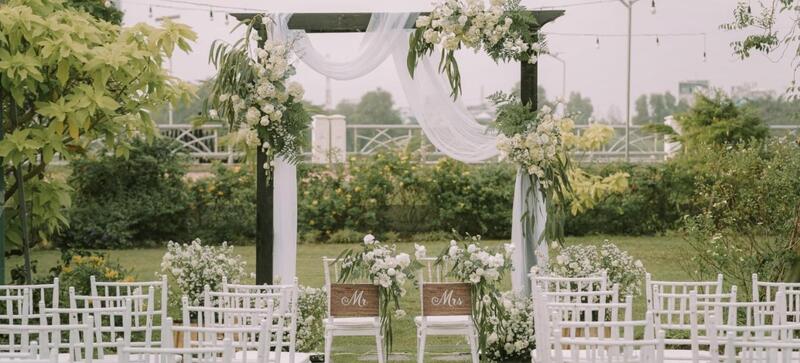 outdoor wedding cost