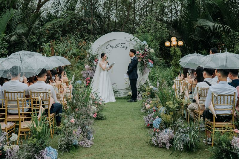 outdoor wedding