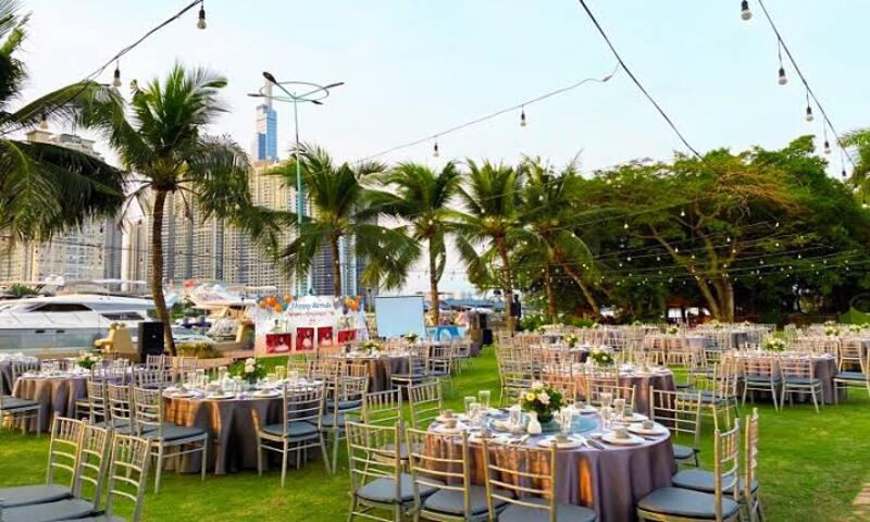 outdoor wedding cost
