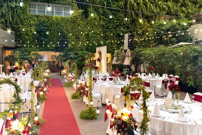 outdoor wedding