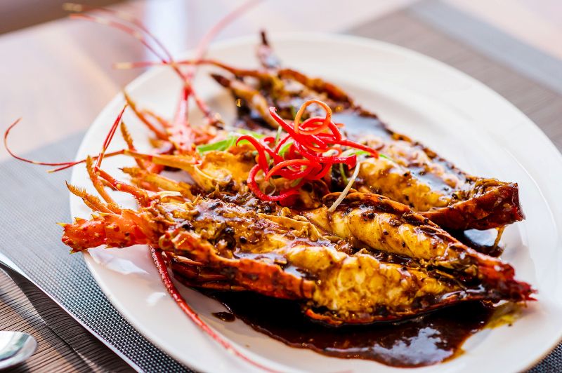 món ăn tiệc cưới sang trọng