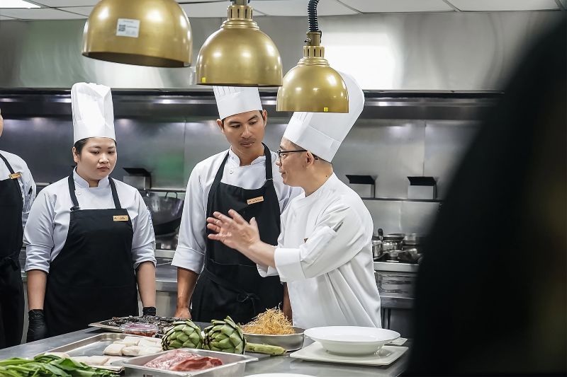 thực đơn tiệc cưới cao cấp
